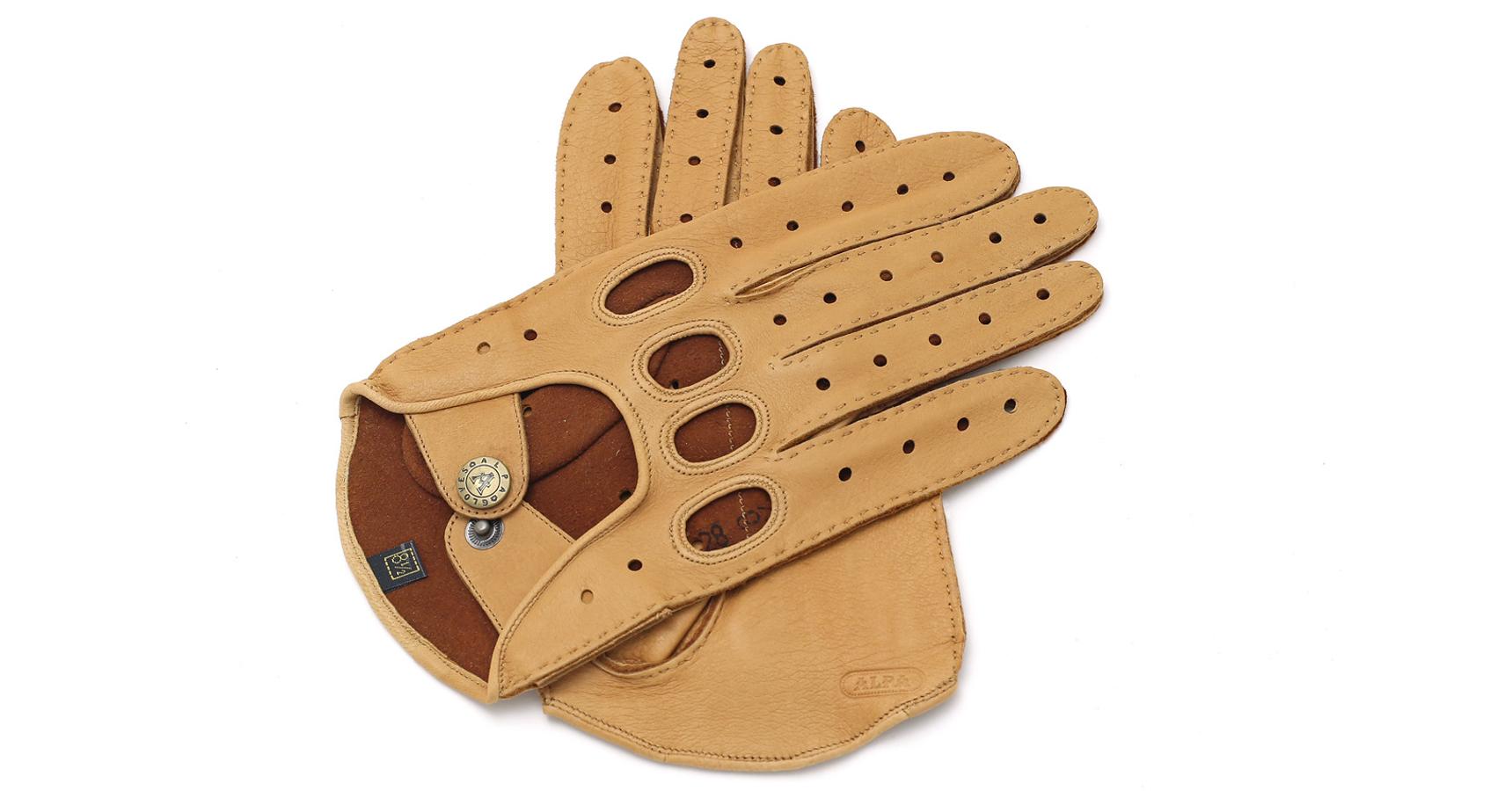 tan driving gloves